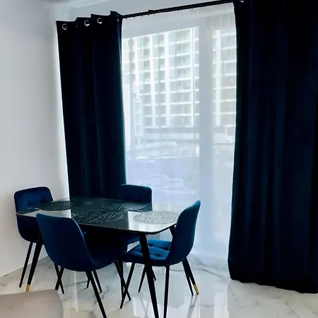 Promenada Апартаменты Нэводари